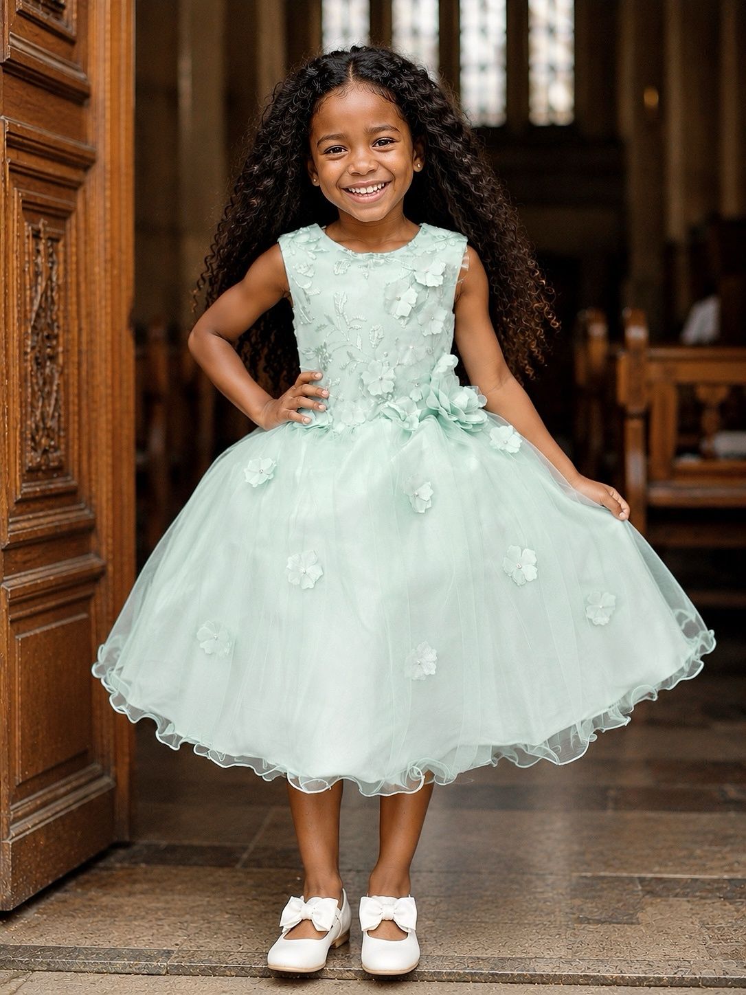 Vestido Infantil Verde Acqua Com Renda e Aplique de Flores