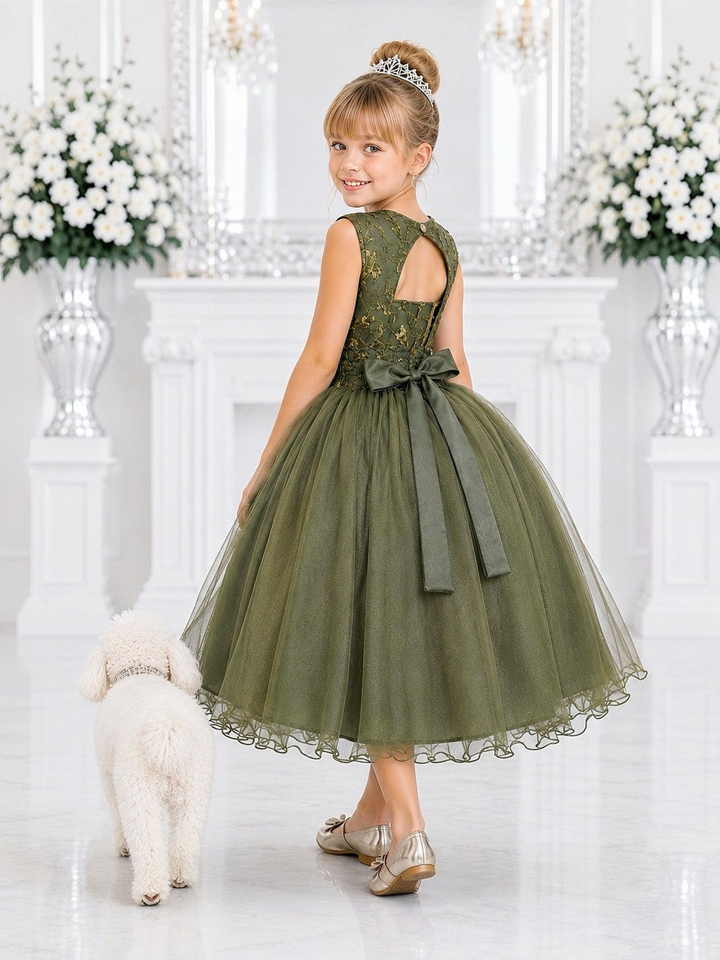 Vestido Infantil Verde com Renda e Aplique de Flores para Damas