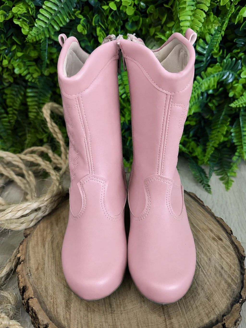 Bota Infantil Rosa em Courino com Zíper e Salto para Inverno