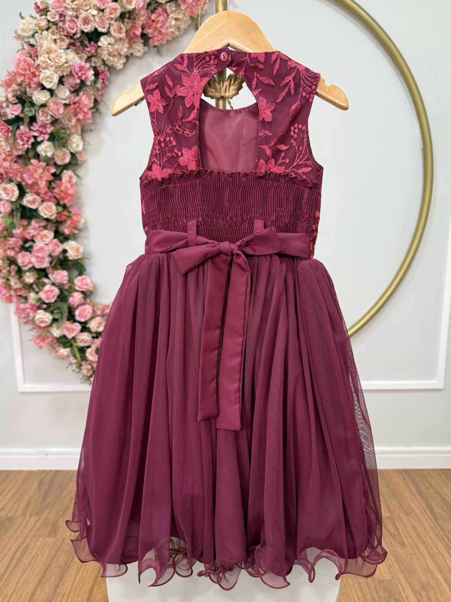 Vestido Infantil Luxo Marsala com Renda e Flores em Aplique