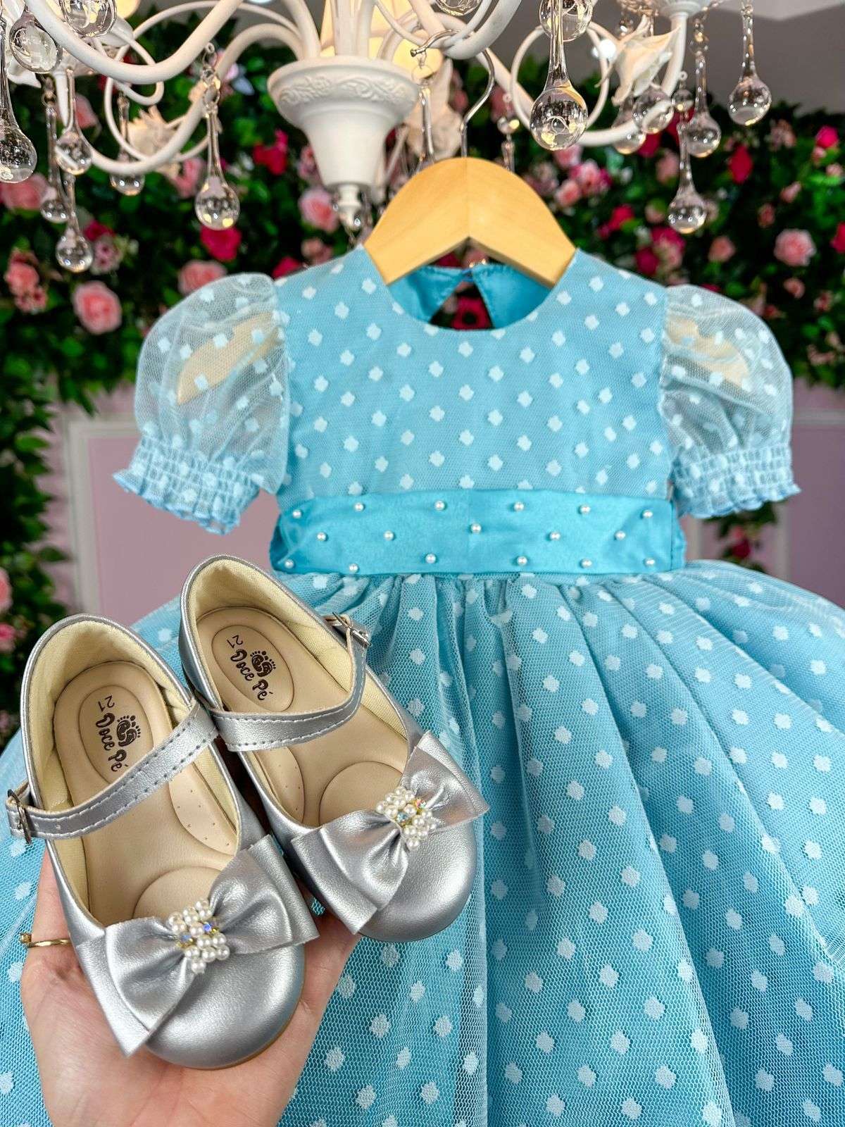 Vestido Infantil Azul Tiffany com Bolinhas e Laço nas Costas