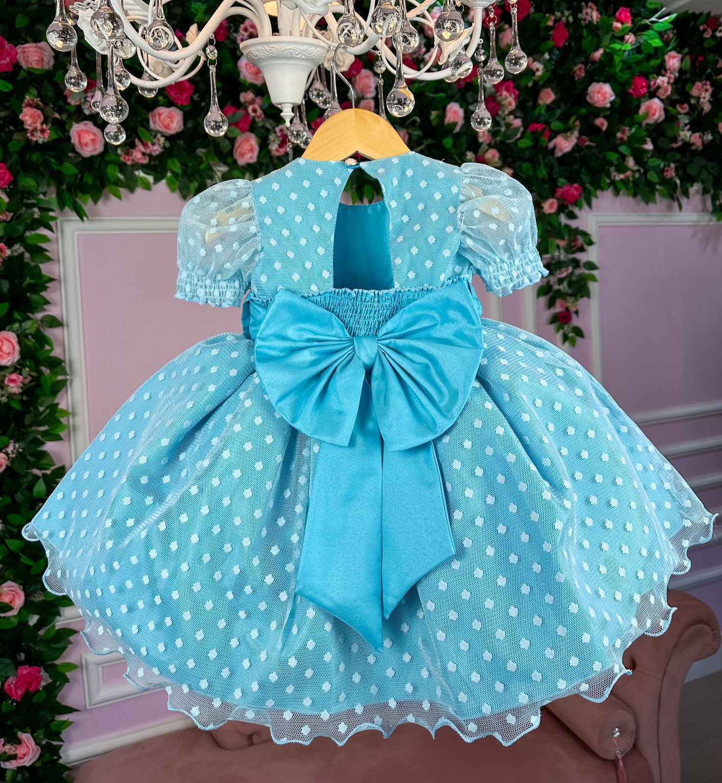 Vestido Infantil Azul Tiffany com Bolinhas e Laço nas Costas