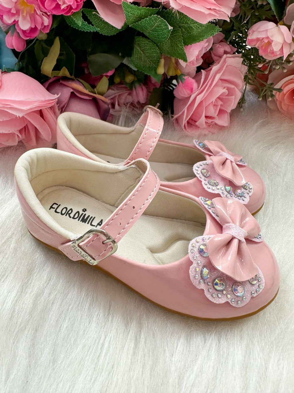 Sapatilha Rosa Di Mila Baby com Lacinho e Strass para Conforto e Estilo