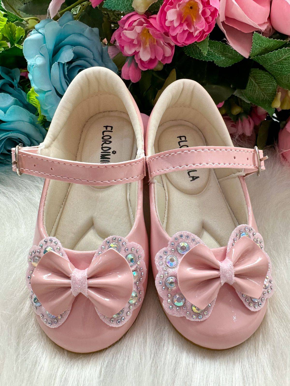 Sapatilha Rosa Di Mila Baby com Lacinho e Strass para Conforto e Estilo