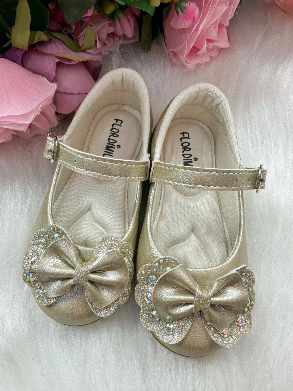 Sapatilha Dourada com Lacinho e Strass para Meninas
