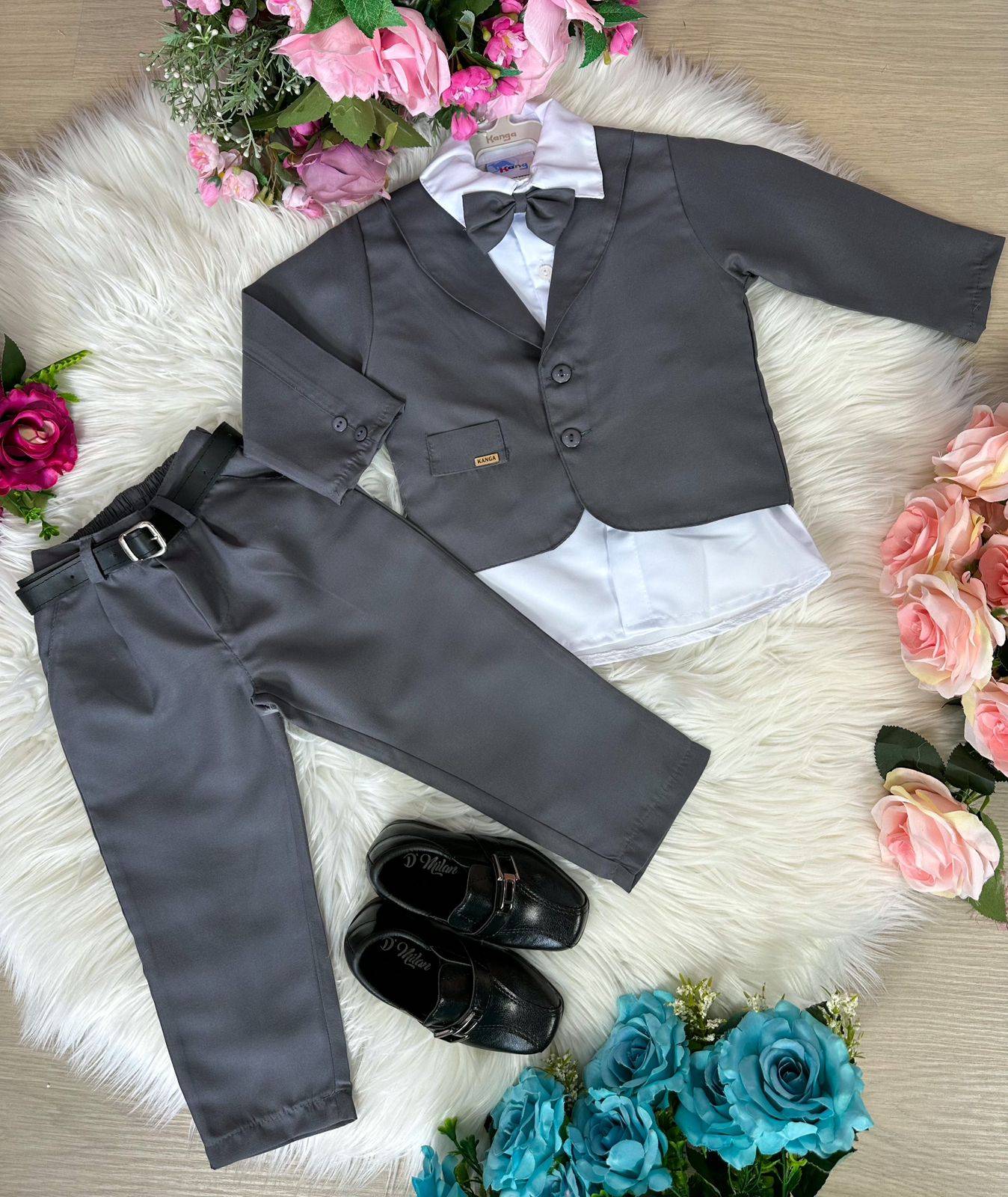 Conjunto Social Infantil Branco e Cinza com Gravata Borboleta