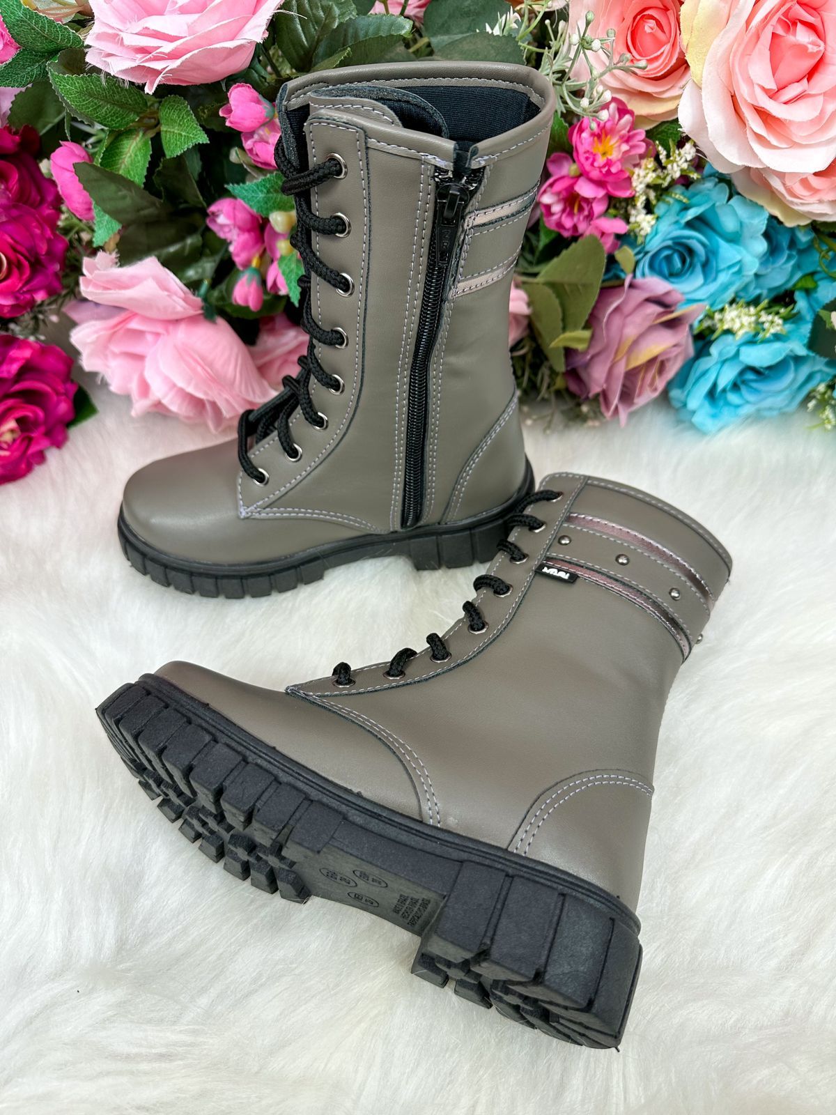Bota Verde Militar Confortável para Passeios e Festas