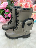 Bota Infantil Onix com Bolsinha para Estilo e Conforto