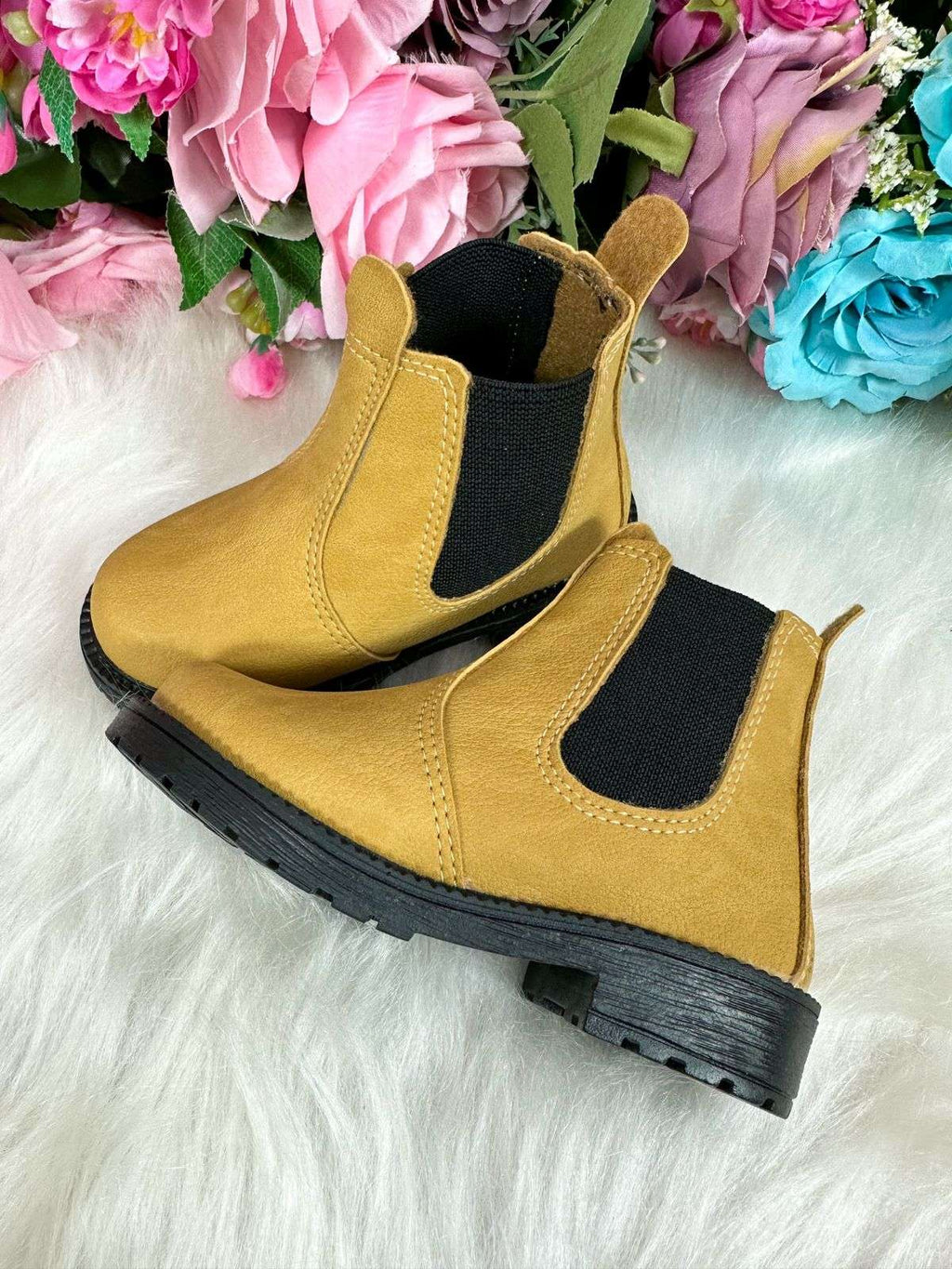 Bota Masculina Mostarda Confortável para Passeios e Festas