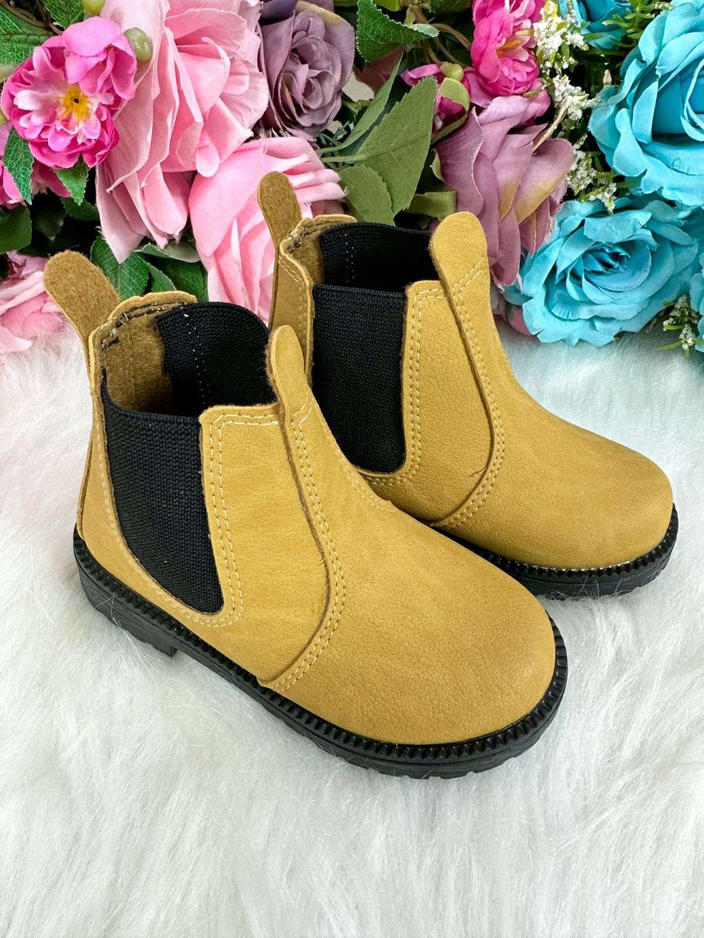 Bota Masculina Mostarda Confortável para Passeios e Festas