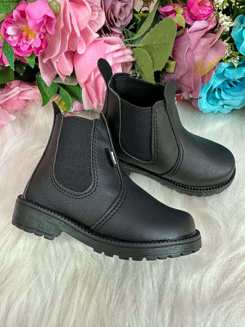 Bota Infantil Confortável em Preto