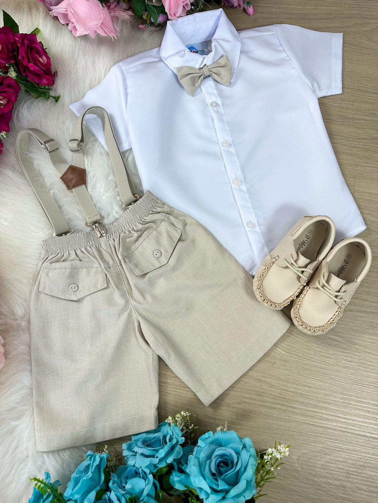 Conjunto Social Infantil Branco com Colete e Gravata Bege