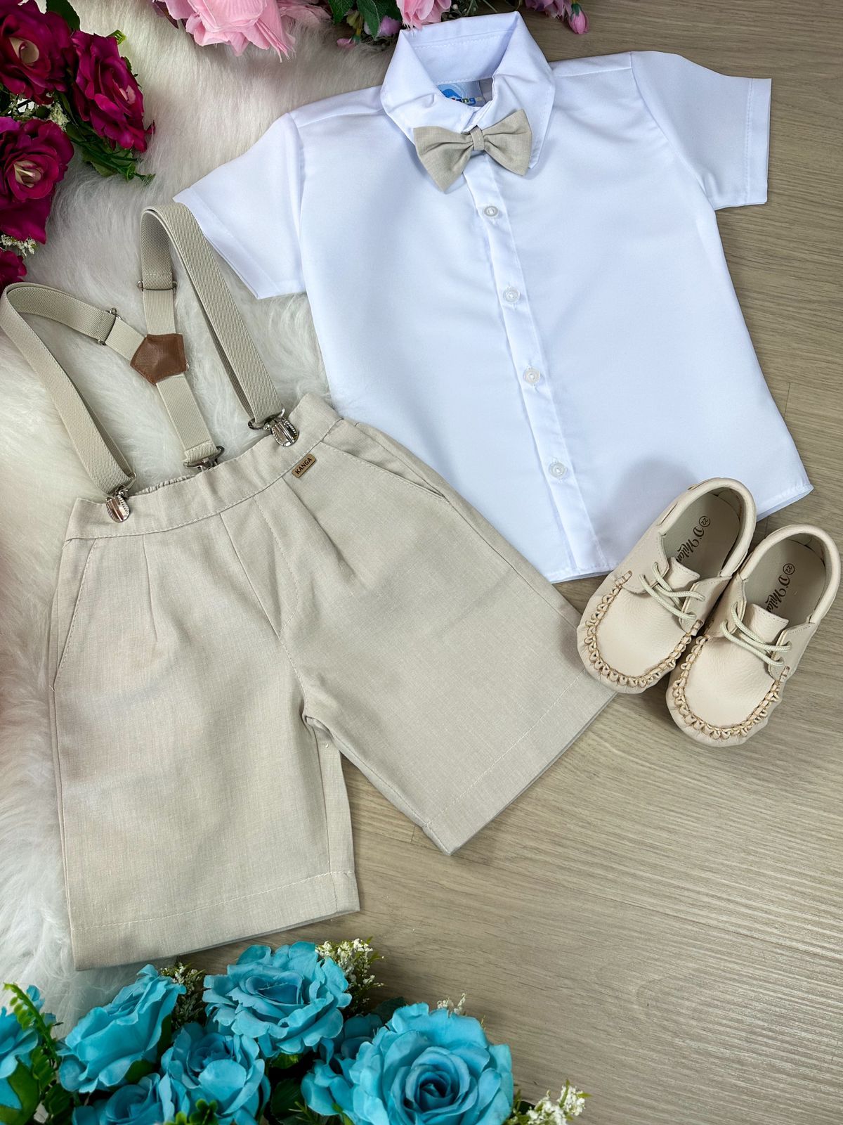 Conjunto Social Infantil Branco com Colete e Gravata Bege