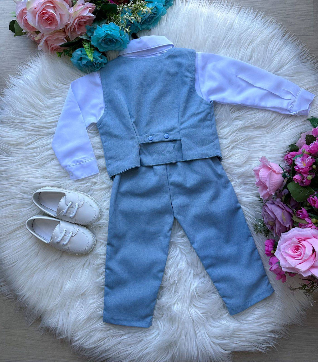 Conjunto Social Azul Claro com Colete em Microfibra e Twill