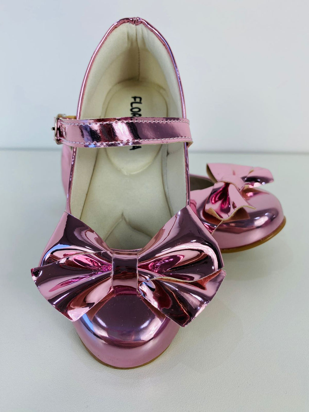 Sapatilha Rosa Metalizado com Laço para Meninas