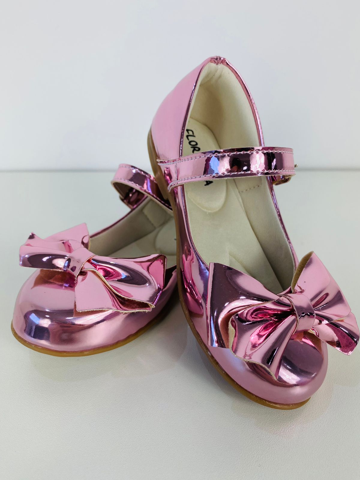 Sapatilha Rosa Metalizado com Laço para Meninas