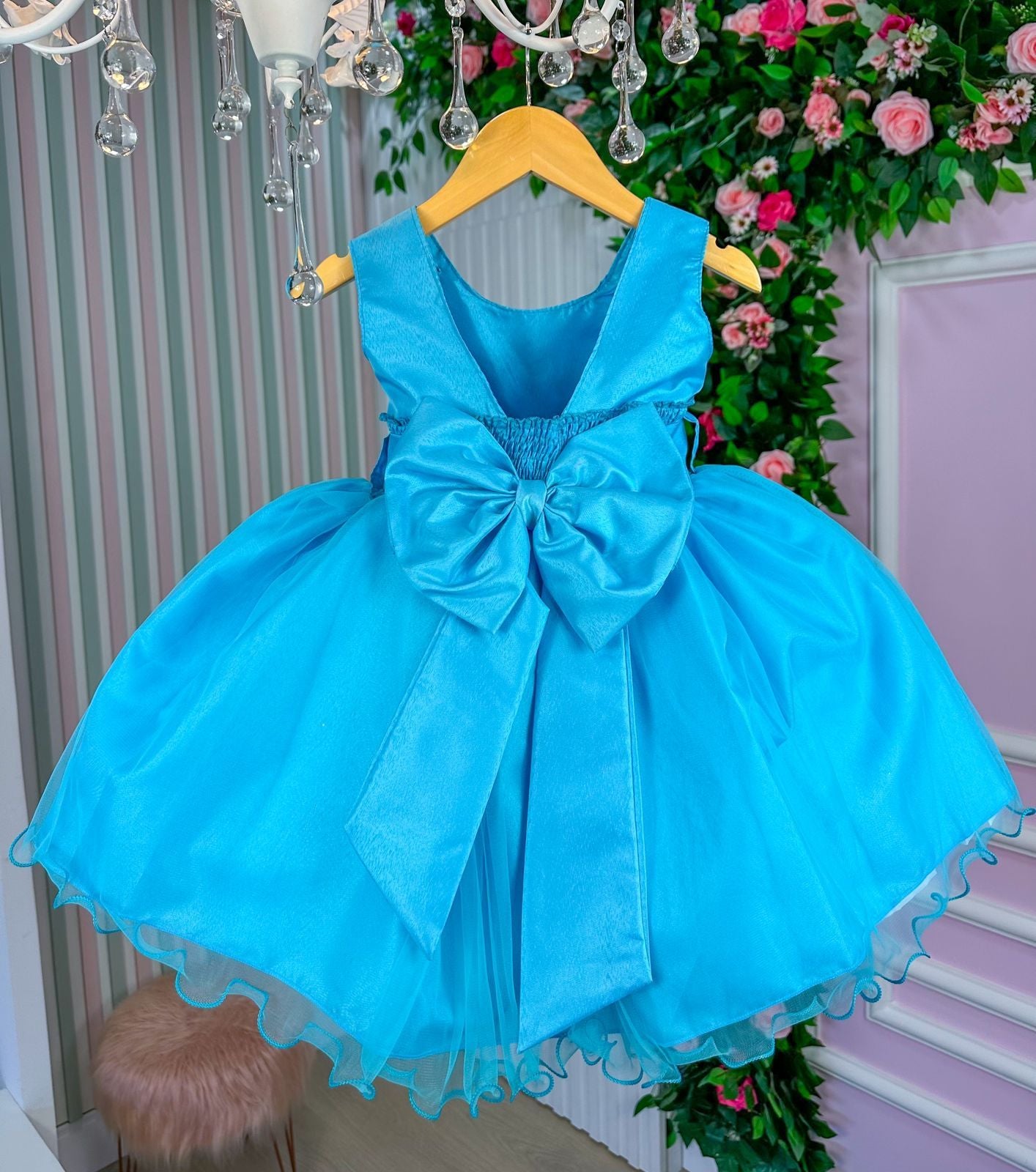 Vestido Azul Turquesa Princesa com Forro em Poliéster e Algodão Jardim Encantado