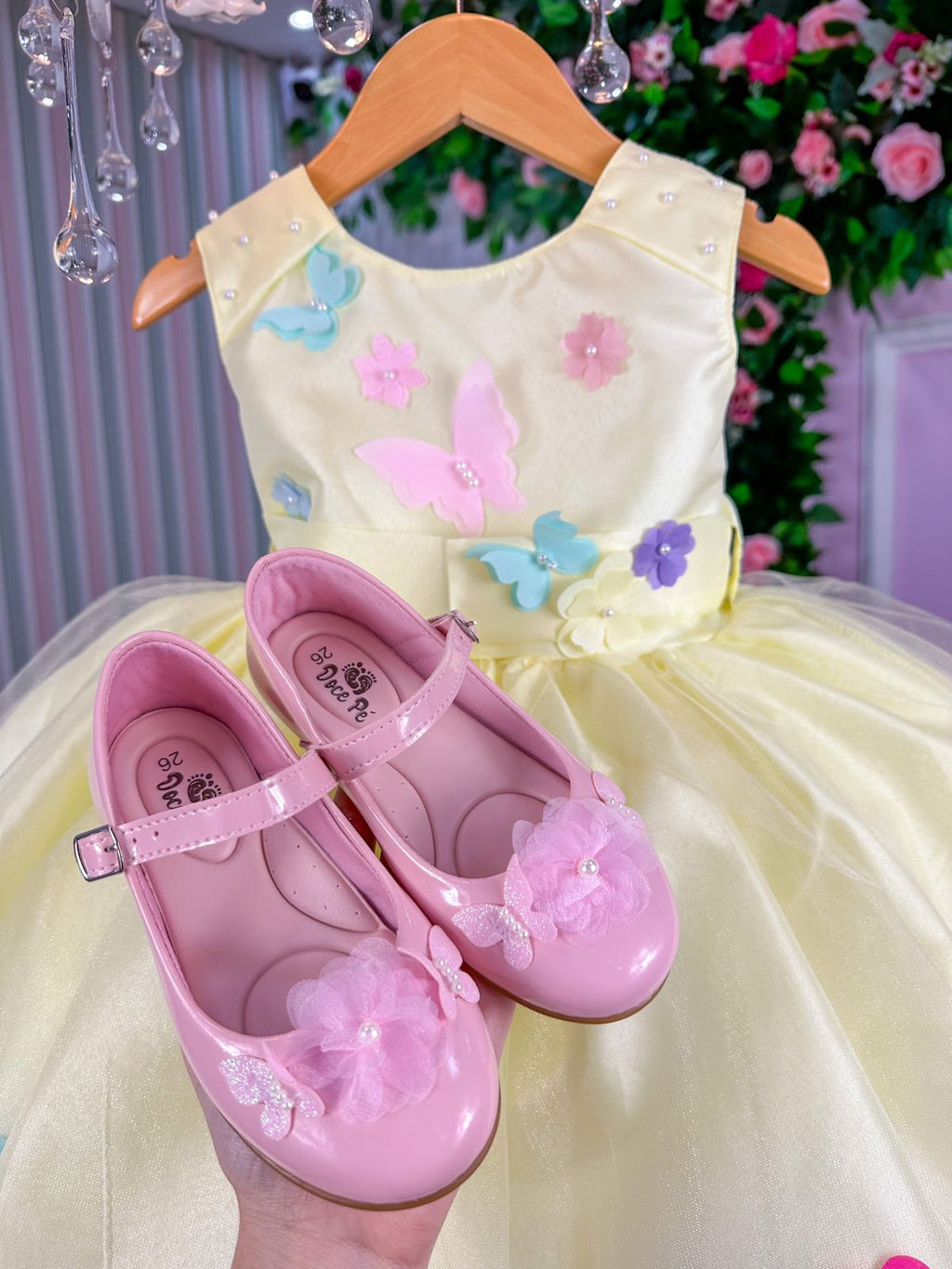 Vestido Amarelo Jardim Encantado com Forro Confortável e Laço