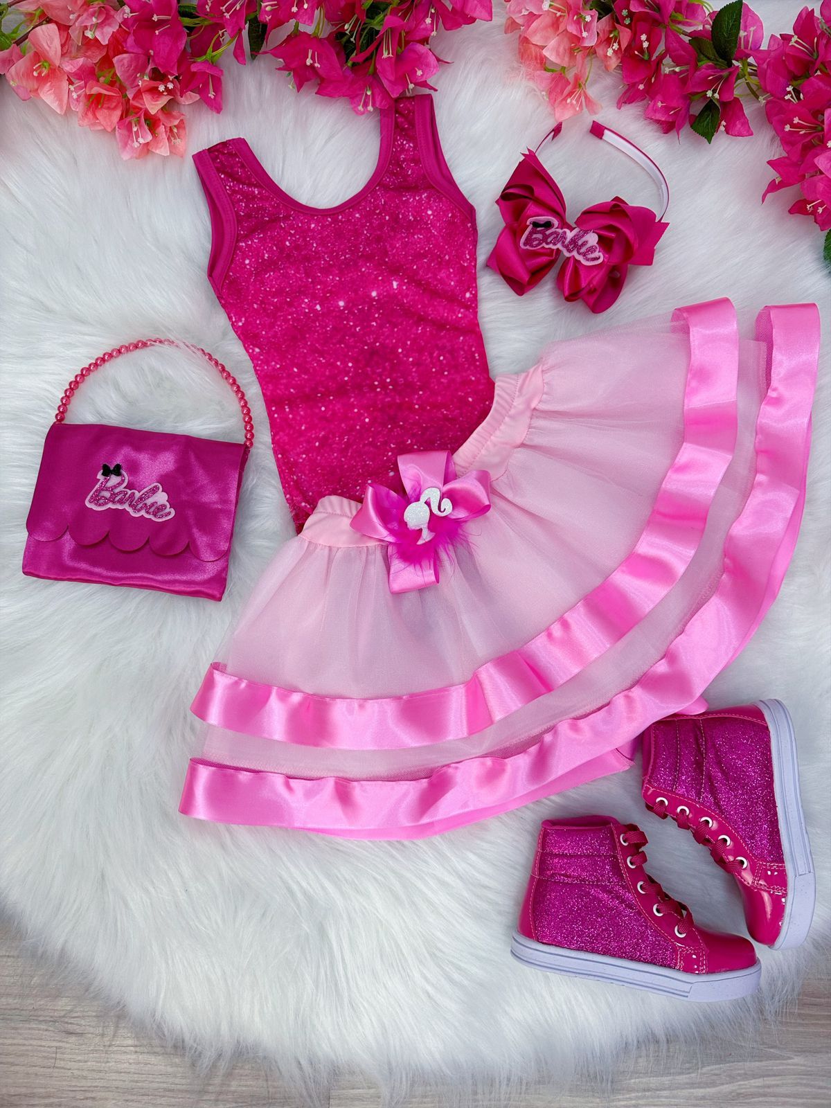 Vestido Infantil Rosa com Saia e Broche Luxo