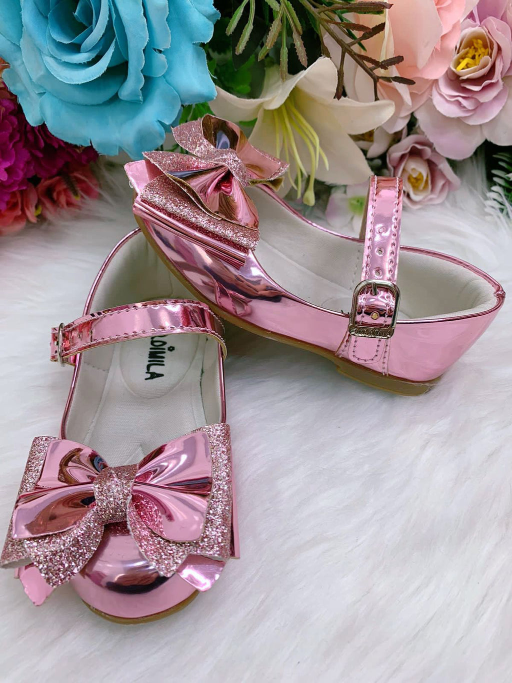 Sapatinho Metalizado Rose com Lacinho Glitter para Festas e Casuais