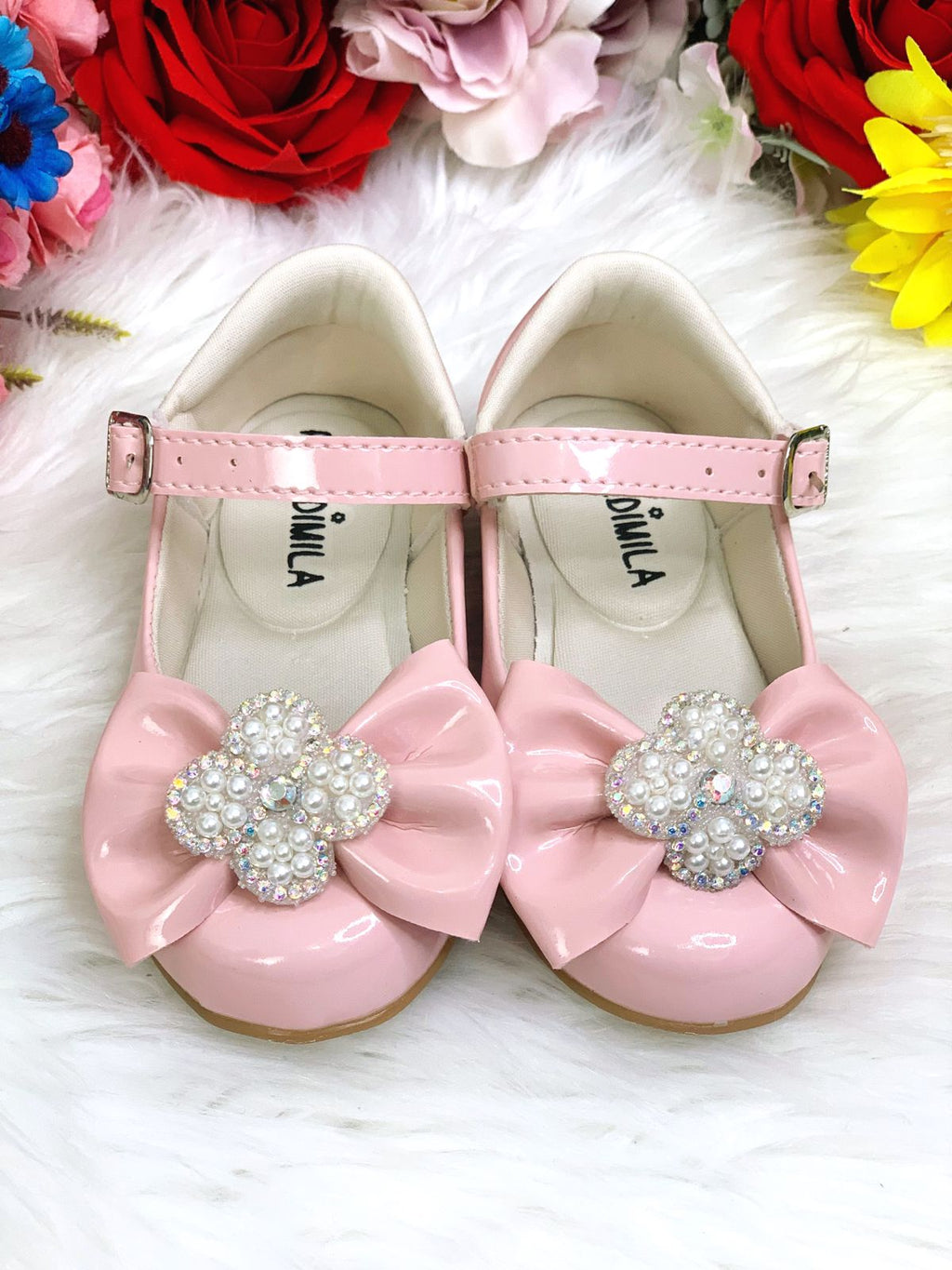 Sapatinho Infantil Rosa Verniz com Laço, Strass e Pérolas
