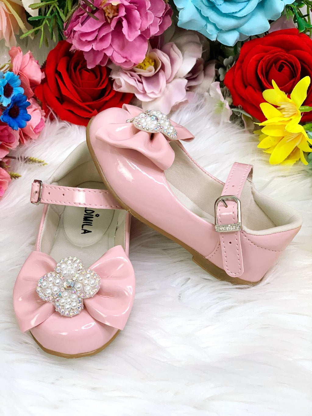 Sapatinho Infantil Rosa Verniz com Laço, Strass e Pérolas