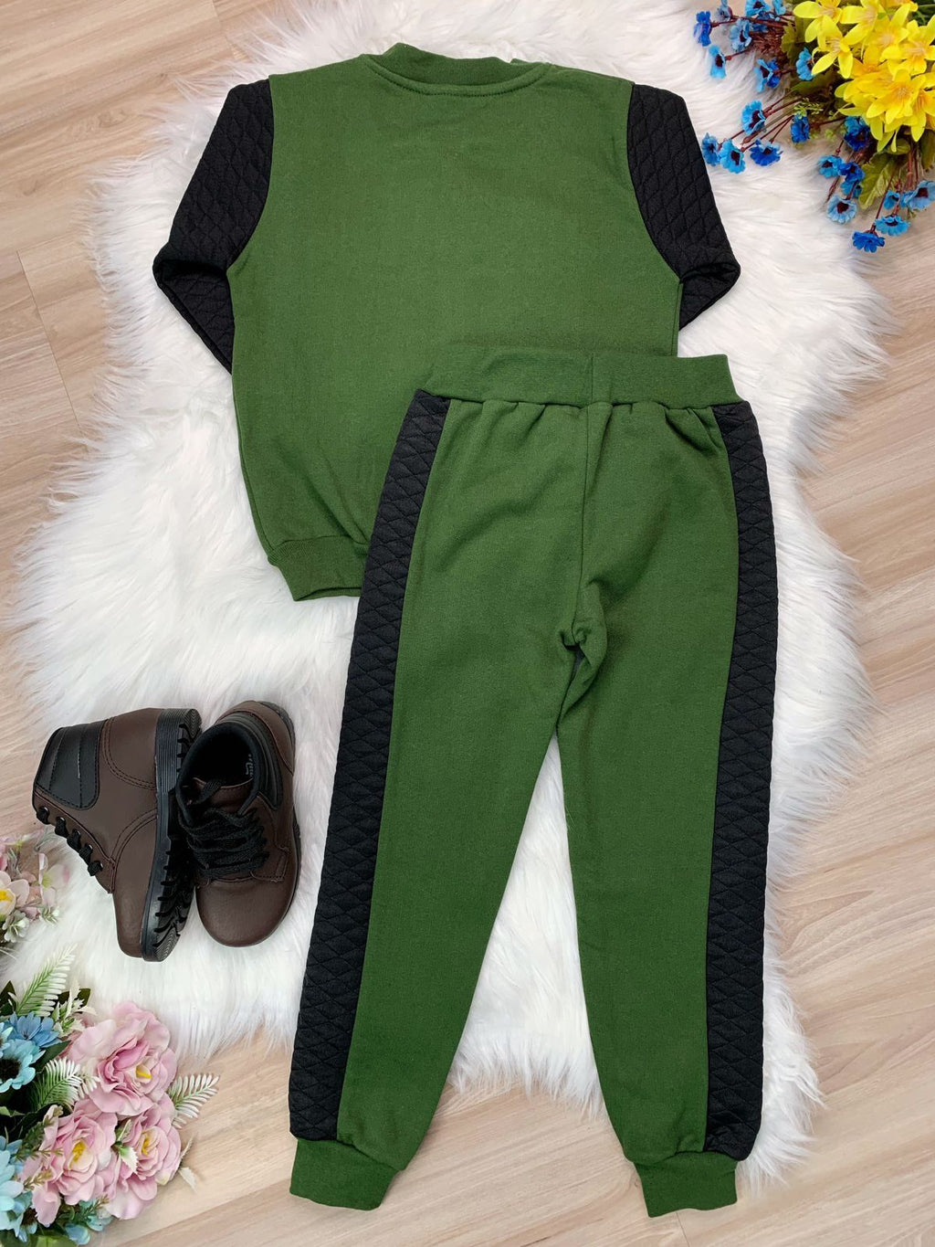 Conjunto Infantil de Moletom Flanelado com Jaqueta e Calça Verde Escuro