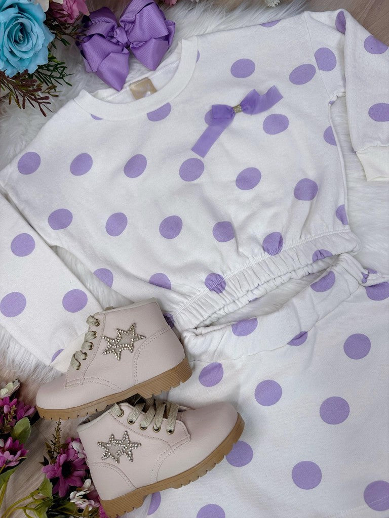 Conjunto de Moletom Flanelado Cropped e Saia Marfim com Poá Lilás para Crianças de 4 a 8 Anos