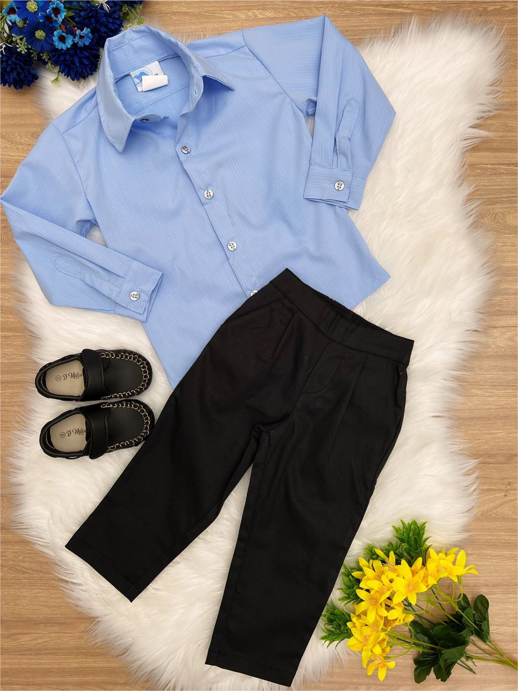 Conjunto Social Azul com Camisa e Calça Sarja Preta para Meninos