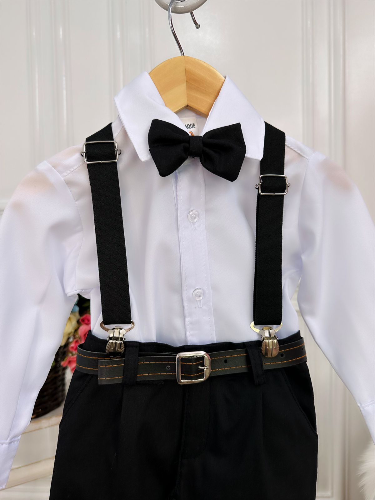 Conjunto Social Infantil Preto com Camisa, Gravata, Calça e Suspensório