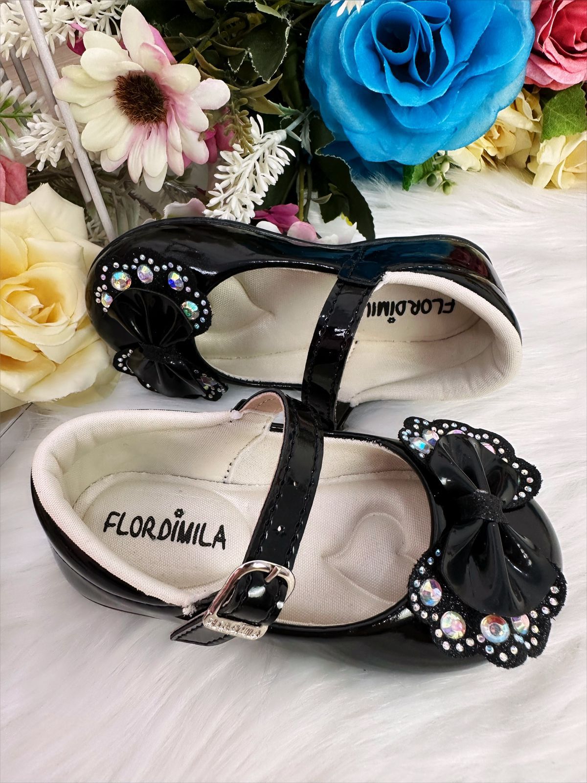 Sapatinho Bebê Verniz Preto Com Laço Glitter e Strass