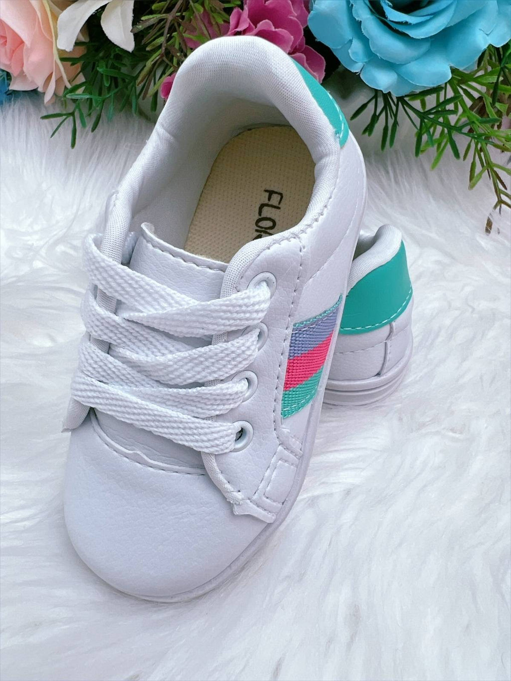 Tênis Infantil Branco e Verde C/ Cadarço Meninas