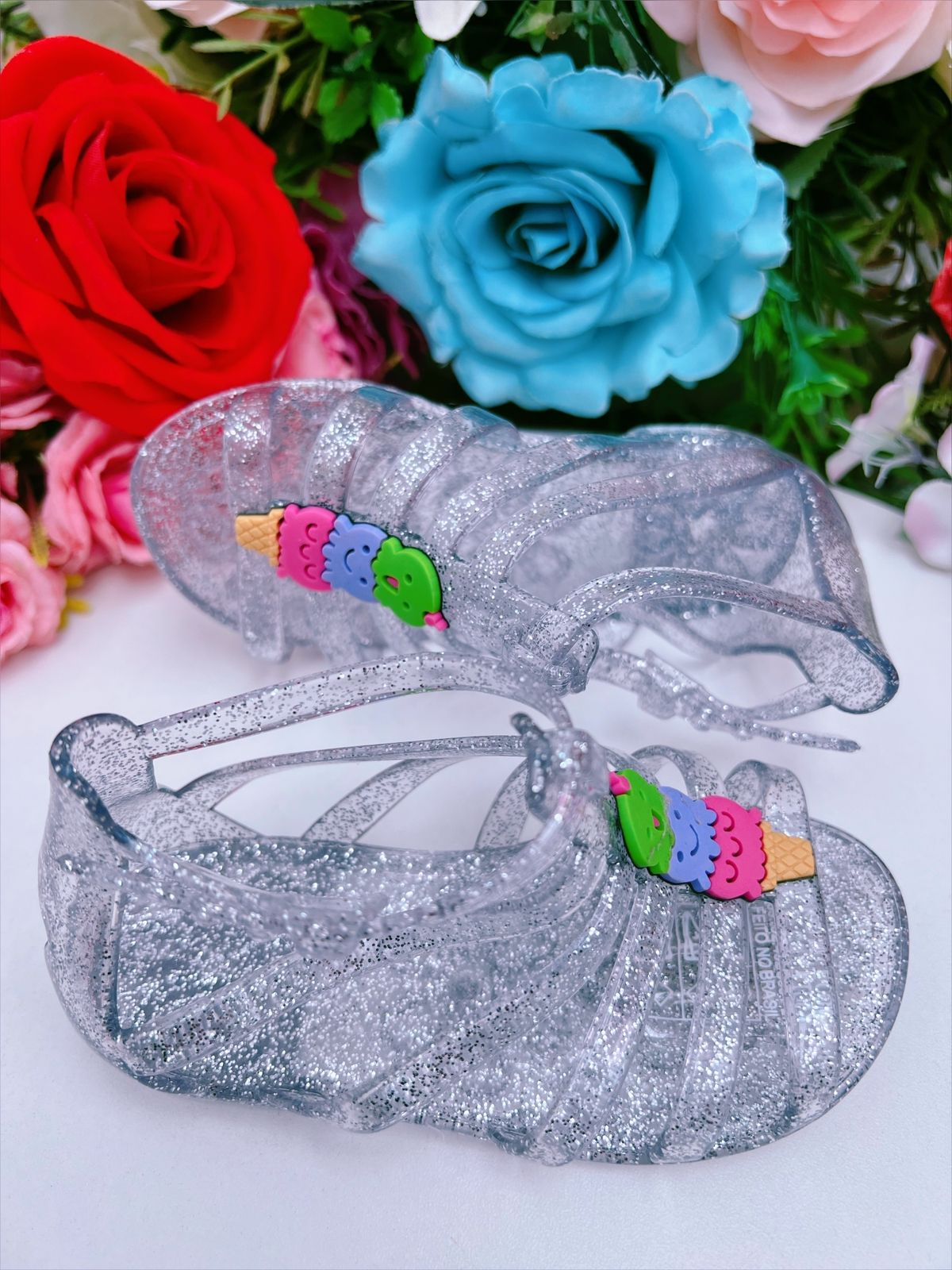 Sandália Infantil Gladiadora Prata Glitter com Aplique de Sorvete