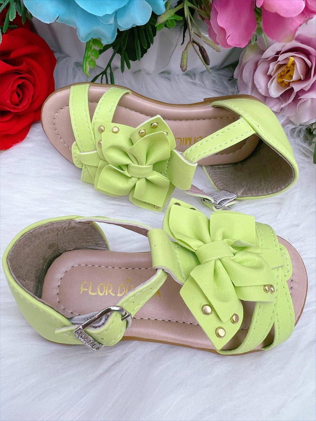 Sandália Infantil Verde Lima Fosco Com Laço Dourado
