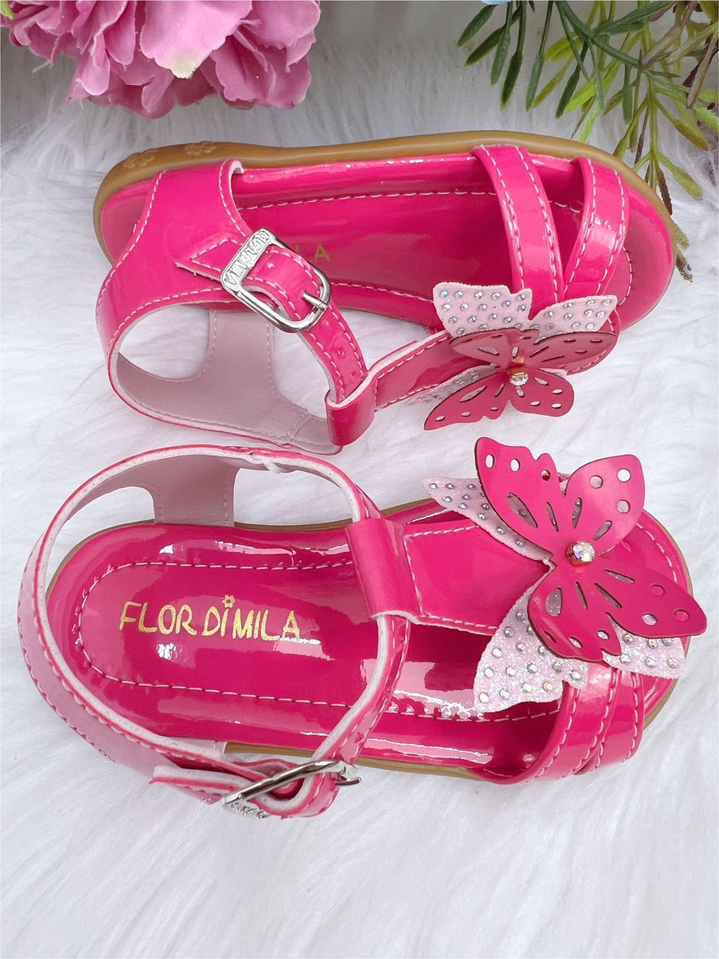 Sandália Infantil Pink Verniz com Aplique de Borboleta e Strass
