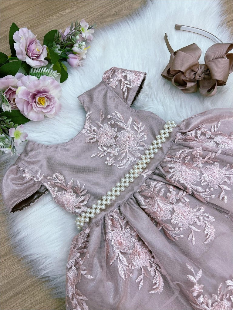 Vestido Infantil Rose com Renda e Cinto de Pérola