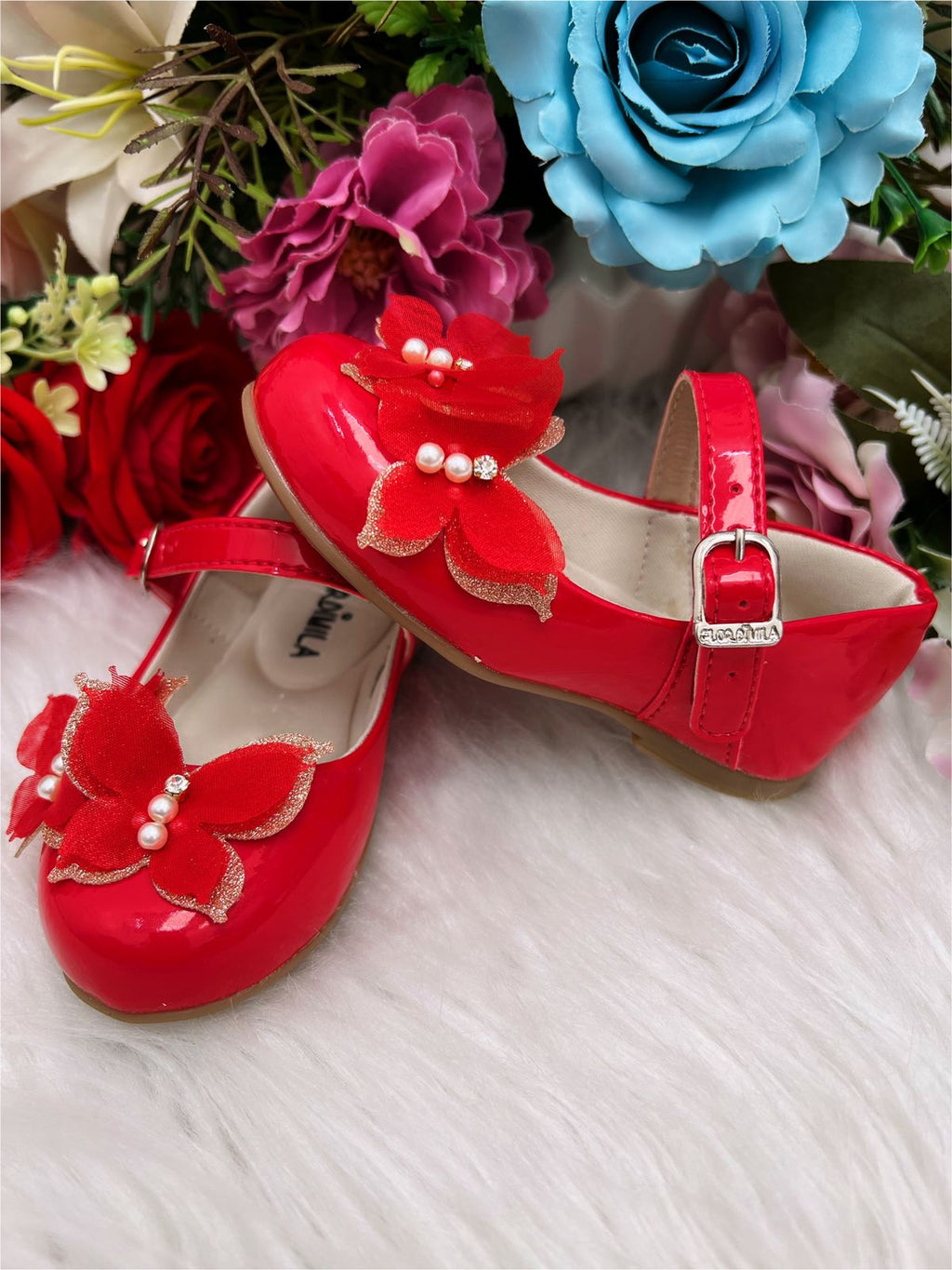Sapatinho Infantil Vermelho Verniz com Aplique de Borboletas Glitter