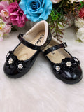 Sapatinho Infantil Preto Verniz com Flores, Pérolas e Strass