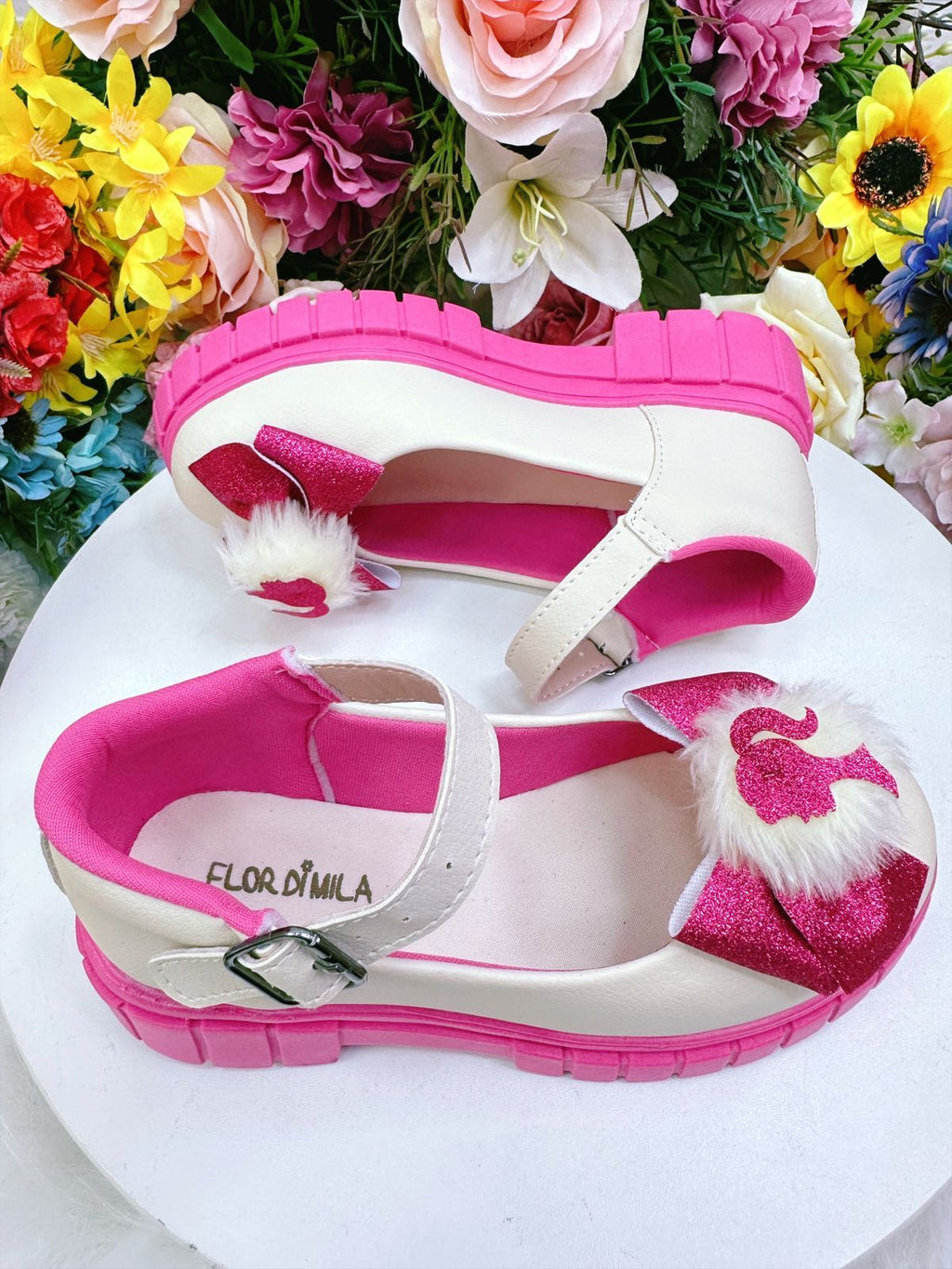 Sapatinho Off White e Rosa com Lacinho para Festas e Casuais