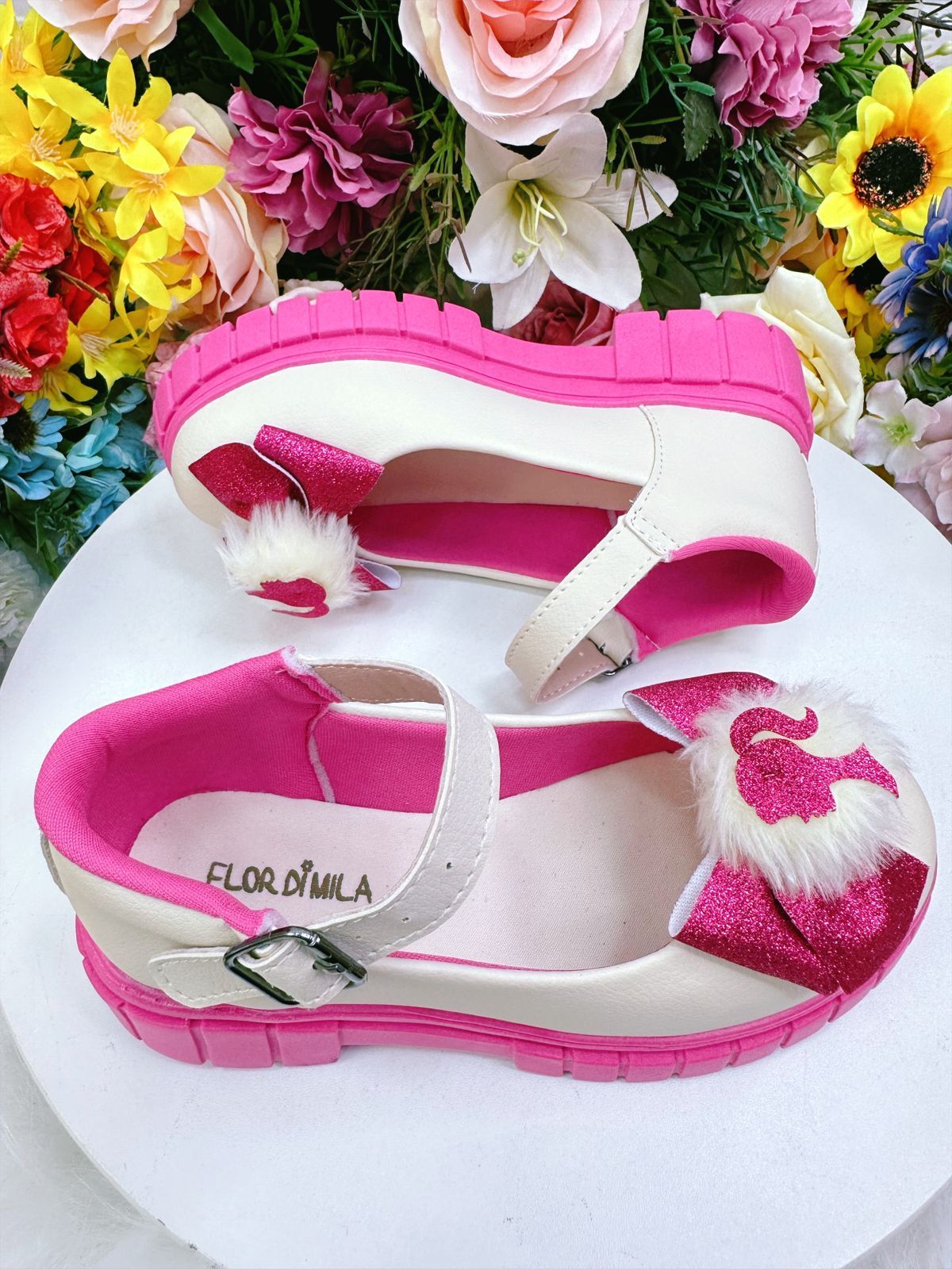 Sapatinho Off White e Rosa com Lacinho para Festas e Casuais