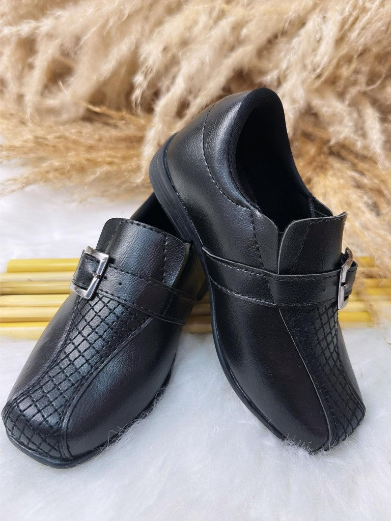 Sapatinho Social Infantil Preto Fosco com Fivela