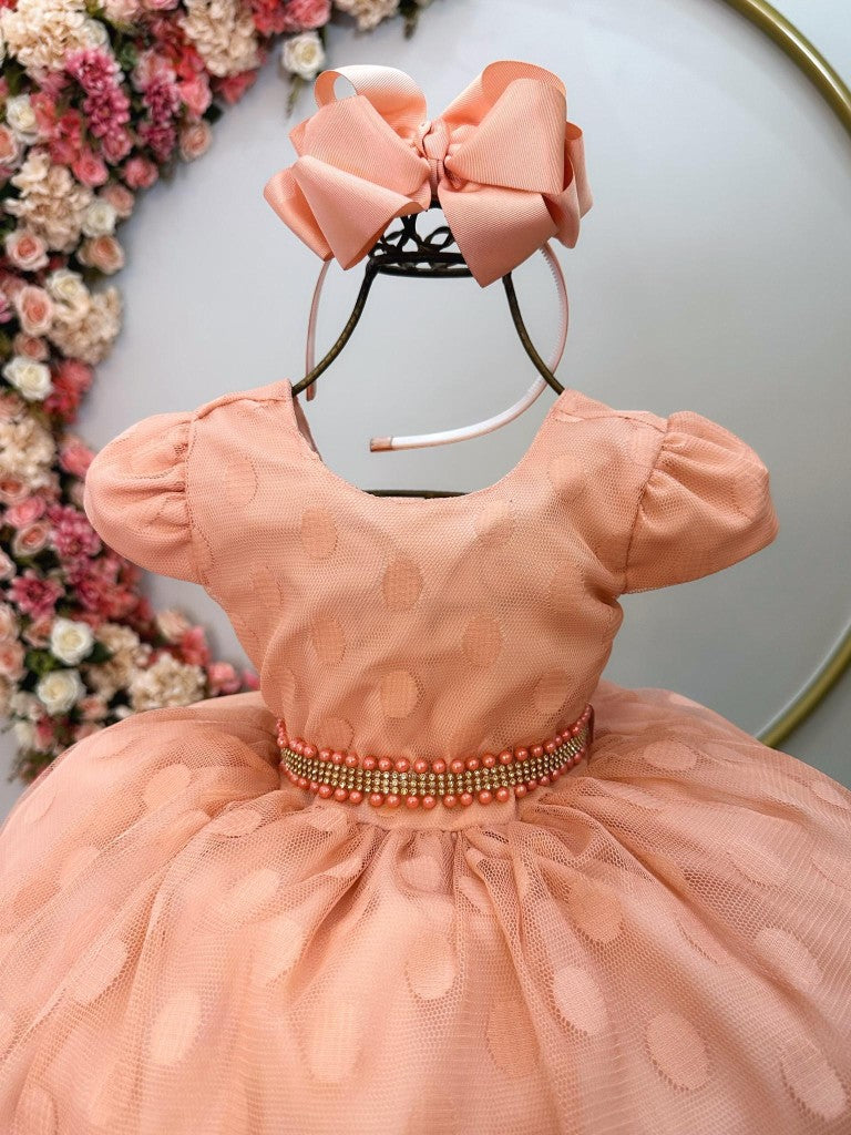 Vestido Infantil Pêssego Com Poá e Cinto de Strass e Pérolas