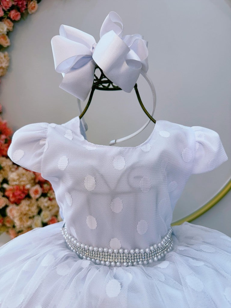 Vestido Infantil Branco com Poá e Cinto de Strass e Pérolas