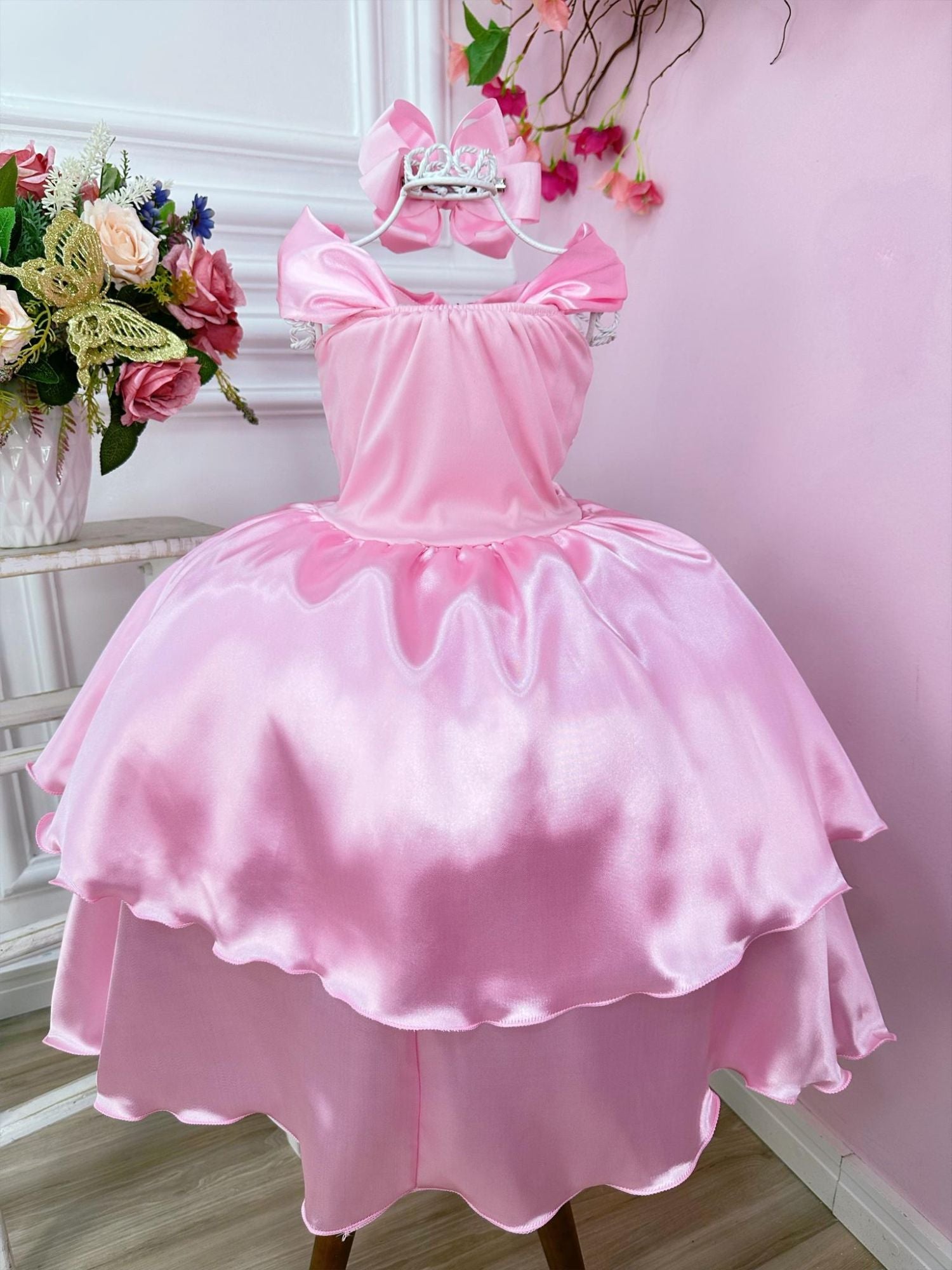 Fantasia Infantil Rosa com Estampa de Princesas Bela Adormecida e Aurora