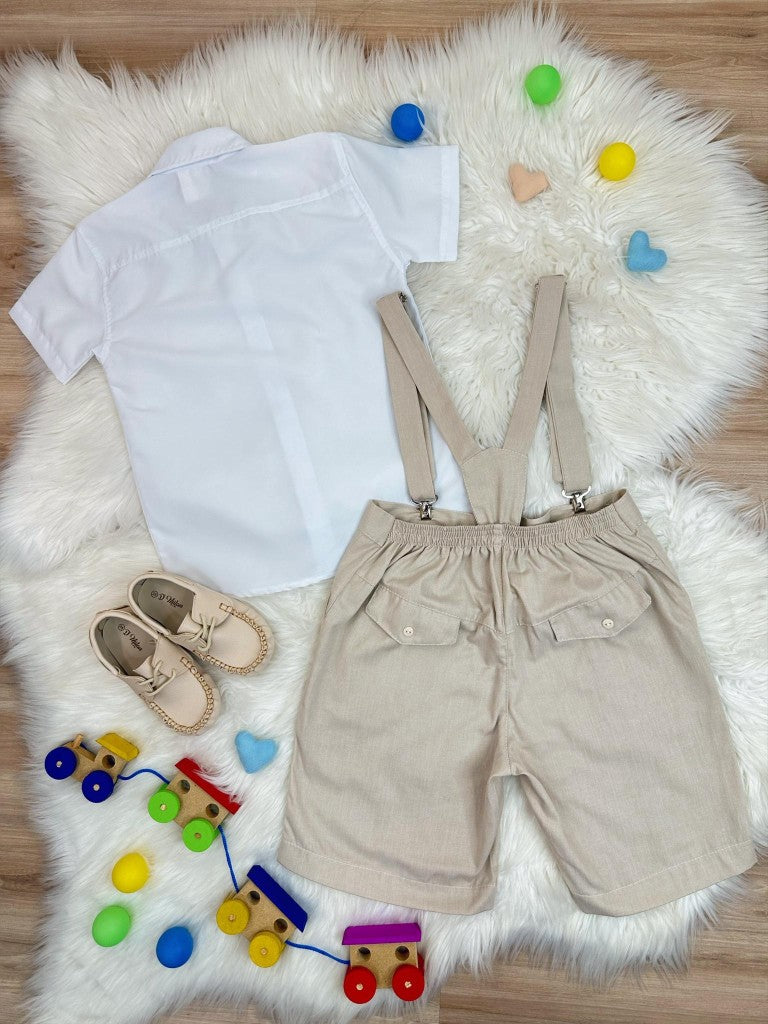 Conjunto Social Bege com Camisa, Gravata, Short e Suspensório