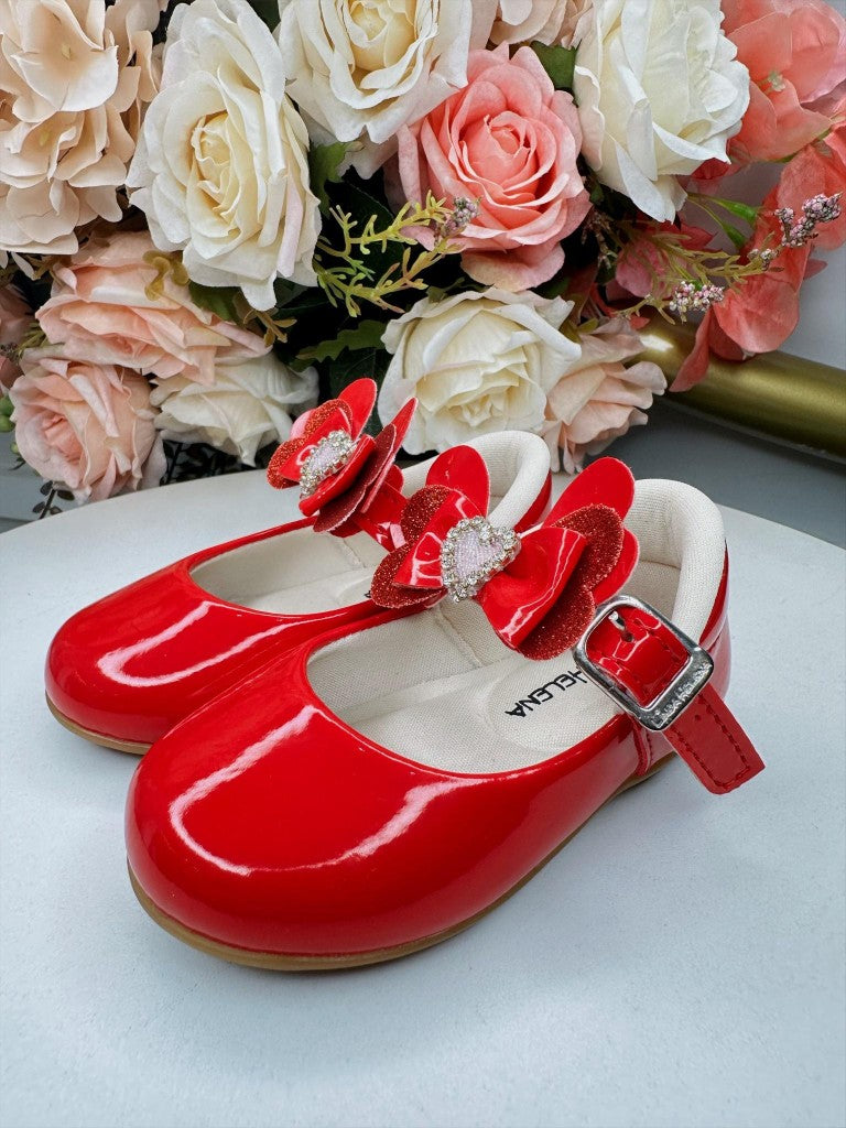 Sapatinho Verniz Vermelho Com Aplique de Coraçãozinho de Strass Para Festas