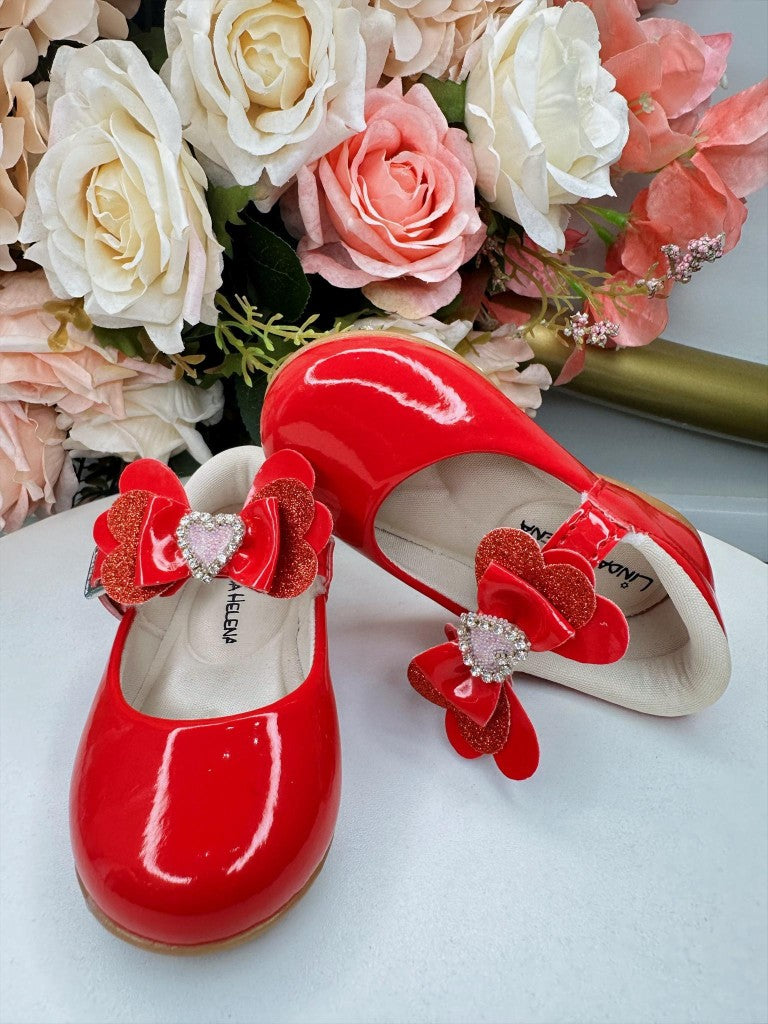 Sapatinho Verniz Vermelho Com Aplique de Coraçãozinho de Strass Para Festas
