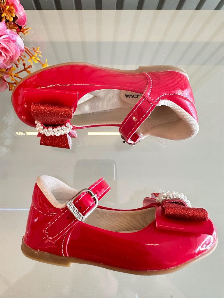 Sapatinho Vermelho de Verniz com Aplique de Lacinho e Strass Glitter
