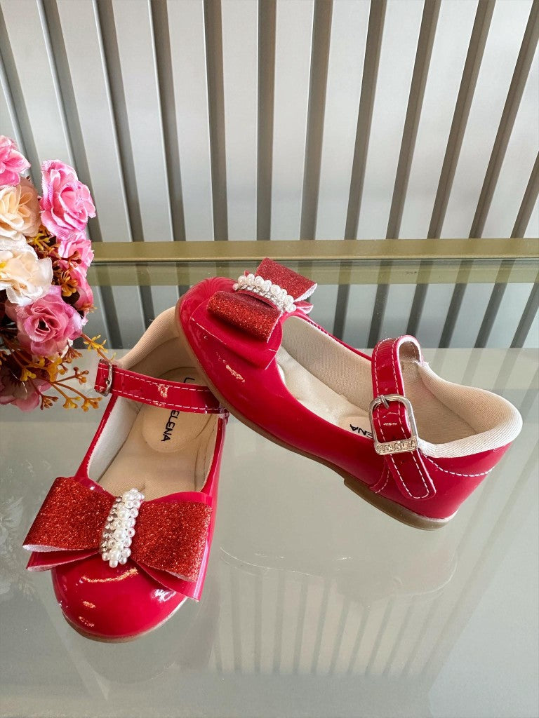 Sapatinho Vermelho de Verniz com Aplique de Lacinho e Strass Glitter