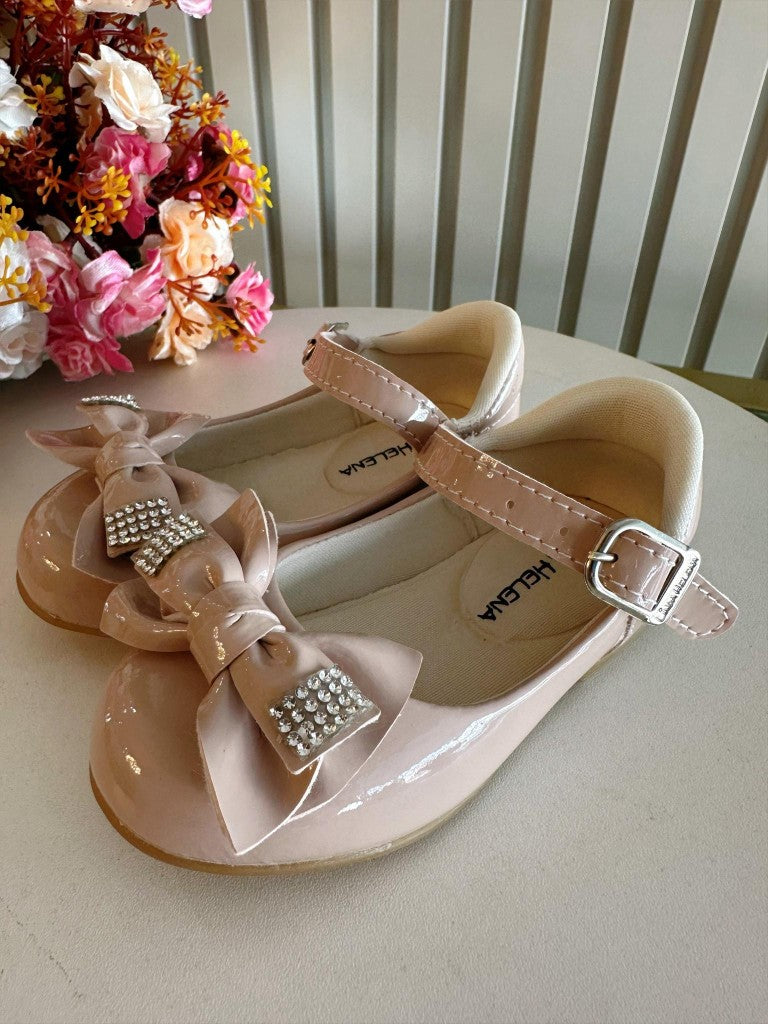 Sapatinho Verniz Nude com Aplique de Lacinho e Strass